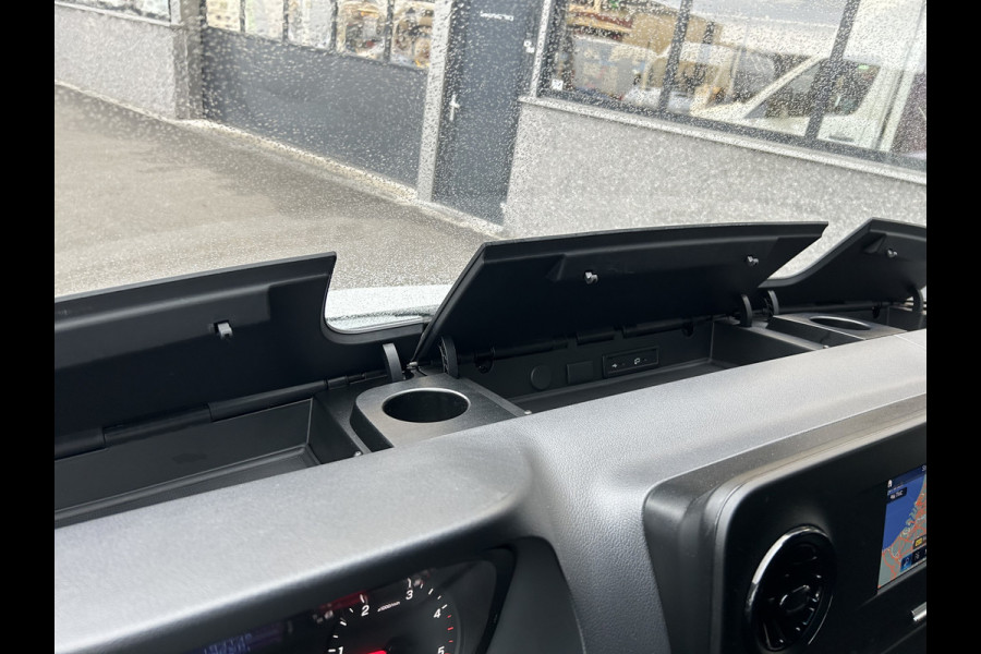 Mercedes-Benz Sprinter 317 CDI L2 H1 SORTIMO / Automaat / MBUX / Camera / Parkeersensoren / Navigatie / Airco