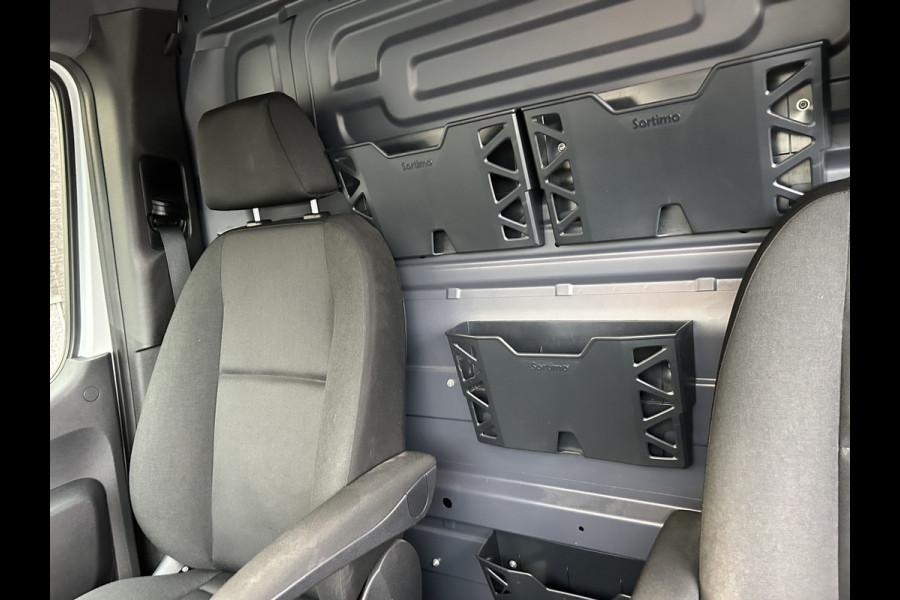 Mercedes-Benz Sprinter 317 CDI L2 H1 SORTIMO / Automaat / MBUX / Camera / Parkeersensoren / Navigatie / Airco