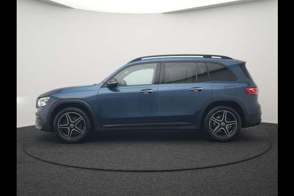 Mercedes-Benz Glb 250 AMG Line 225pk | Widescreen Navigatie | Alcantara Sportstoelen Memory & Verwarmd | Apple Carplay | Keyless | Camera | Navigatie | DAB |