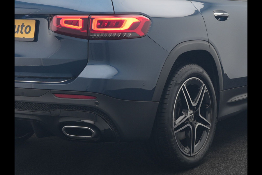 Mercedes-Benz Glb 250 AMG Line 225pk | Widescreen Navigatie | Alcantara Sportstoelen Memory & Verwarmd | Apple Carplay | Keyless | Camera | Navigatie | DAB |