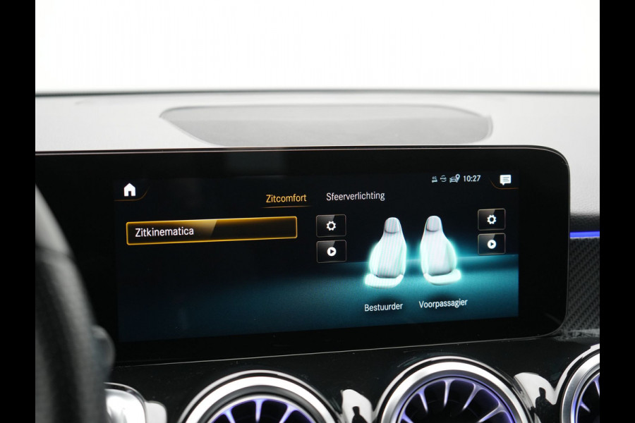 Mercedes-Benz Glb 250 AMG Line 225pk | Widescreen Navigatie | Alcantara Sportstoelen Memory & Verwarmd | Apple Carplay | Keyless | Camera | Navigatie | DAB |