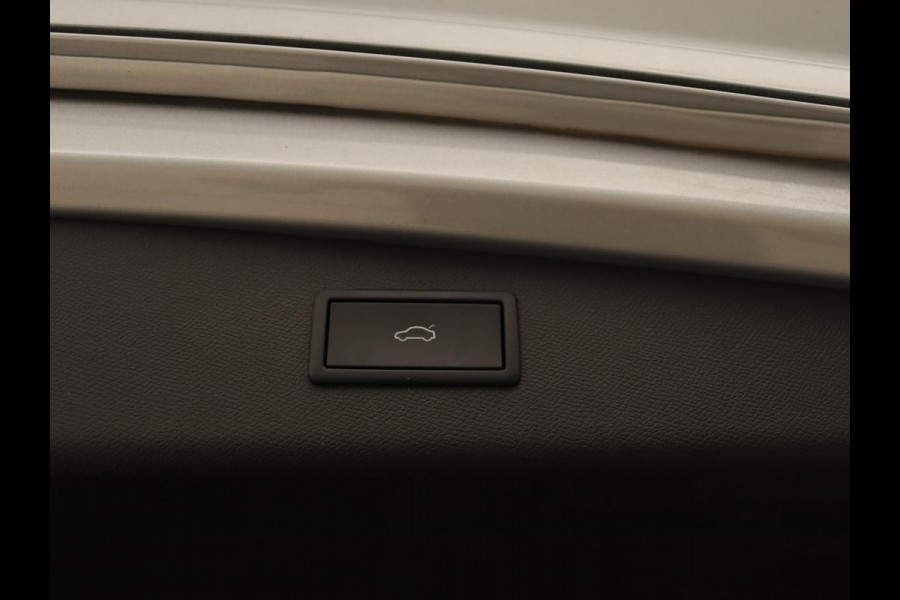 CUPRA Cupra Hybrid | Stoelverwarming | Camera | Adaptive cruise | Navigatie | Carplay | Sfeerverlichting | Keyless | Park Assist | Sportstoelen | Full LED | PHEV | Plug In