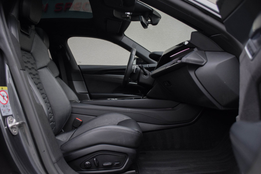 Audi e-tron GT QUATTRO / Standkachel/ Luchtvering/ Adaptive Cruise Control/ Panoramadak/ 350kW (476PK)