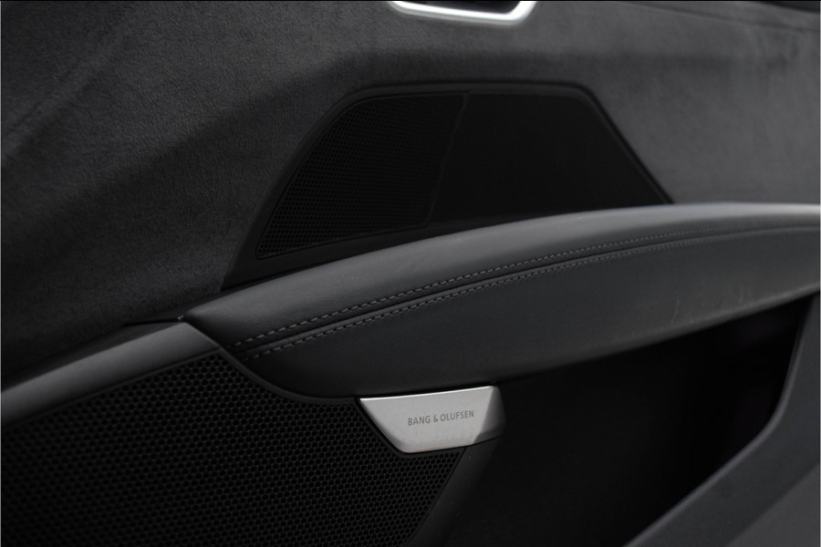 Audi e-tron GT QUATTRO / Standkachel/ Luchtvering/ Adaptive Cruise Control/ Panoramadak/ 350kW (476PK)