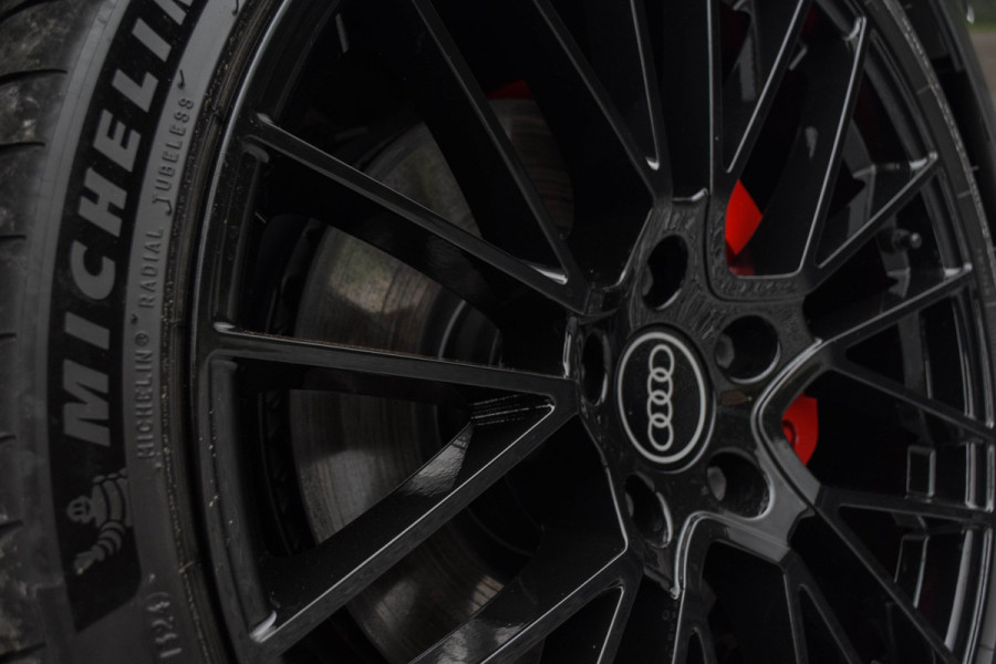 Audi e-tron GT QUATTRO / Standkachel/ Luchtvering/ Adaptive Cruise Control/ Panoramadak/ 350kW (476PK)