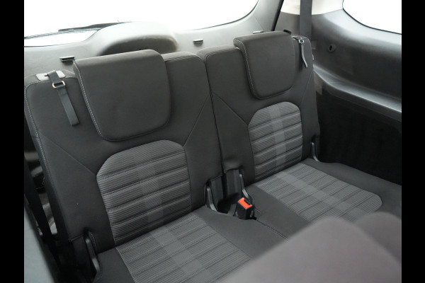 Ford Galaxy 2.0 Titanium 241pk Dealer O.H 7-Persoons Automaat | Camera | Apple Carplay | LED Koplampen | Stoelverwarming | Navigatie | 18"L.M |