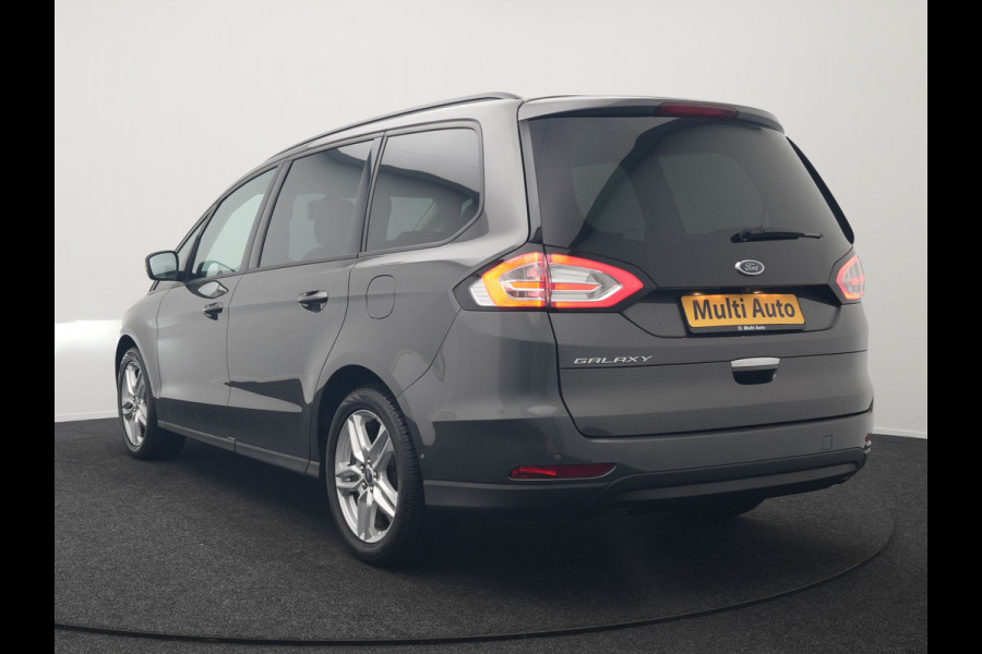 Ford Galaxy 2.0 Titanium 241pk Dealer O.H 7-Persoons Automaat | Camera | Apple Carplay | LED Koplampen | Stoelverwarming | Navigatie | 18"L.M |