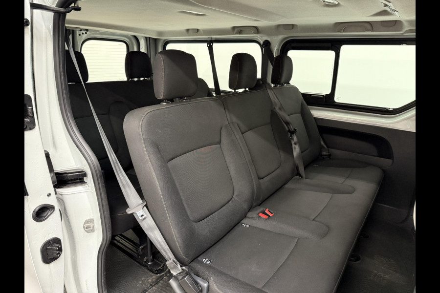 Renault Trafic Passenger 1.6 dCi Grand Zen Energy 9-PERSOONS personenbus Incl. BTW/BPM Airco Navi Cruise Control