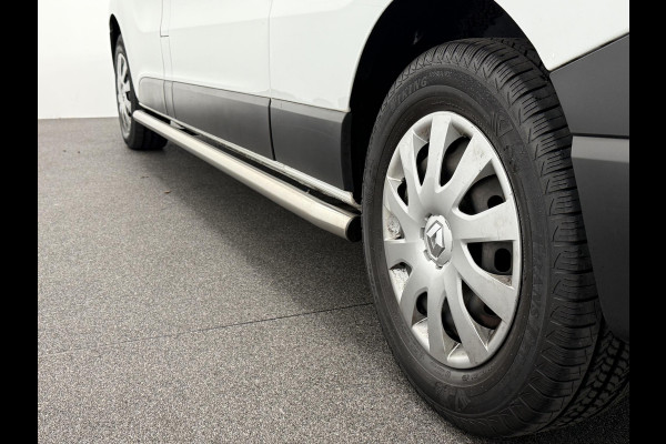 Renault Trafic Passenger 1.6 dCi Grand Zen Energy 9-PERSOONS personenbus Incl. BTW/BPM Airco Navi Cruise Control