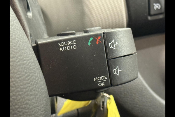 Renault Trafic Passenger 1.6 dCi Grand Zen Energy 9-PERSOONS personenbus Incl. BTW/BPM Airco Navi Cruise Control