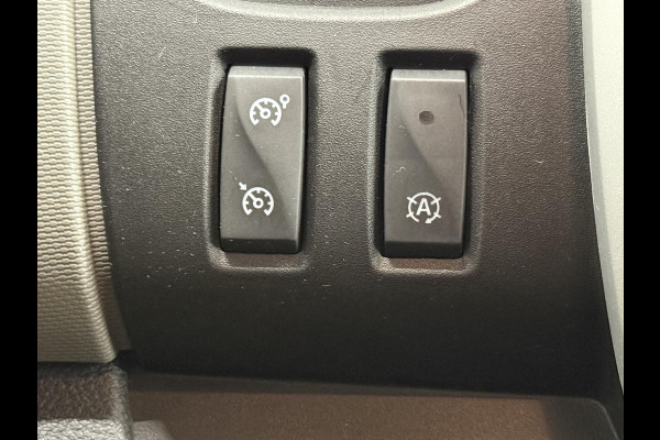 Renault Trafic Passenger 1.6 dCi Grand Zen Energy 9-PERSOONS personenbus Incl. BTW/BPM Airco Navi Cruise Control