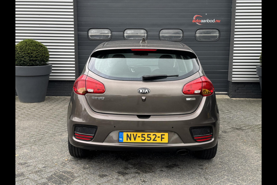 Kia cee'd 1.6 GDI ComfortPlusLine Navigator | Camera | Lichtmetalen Velgen | Navigatie | Cruise Control |