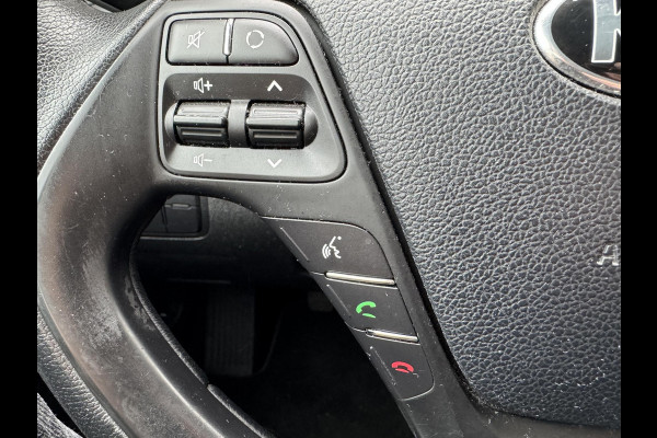 Kia cee'd 1.6 GDI ComfortPlusLine Navigator | Camera | Lichtmetalen Velgen | Navigatie | Cruise Control |