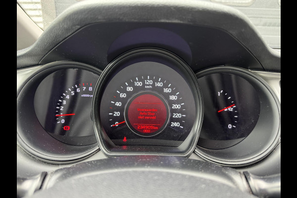 Kia cee'd 1.6 GDI ComfortPlusLine Navigator | Camera | Lichtmetalen Velgen | Navigatie | Cruise Control |