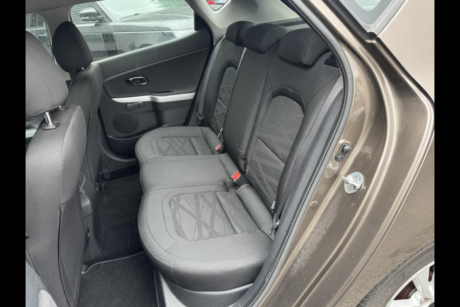 Kia cee'd 1.6 GDI ComfortPlusLine Navigator | Camera | Lichtmetalen Velgen | Navigatie | Cruise Control |