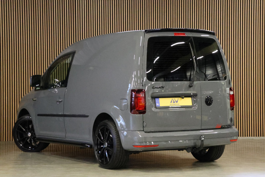 Volkswagen Caddy 2.0 TDI 185 PK DSG Exclusive | ACC | Camera | CarPlay | Bi-Xenon | Alarm | Trekhaak | DAB | MF Stuur | Front Assist | NAP Logisch | NL Auto