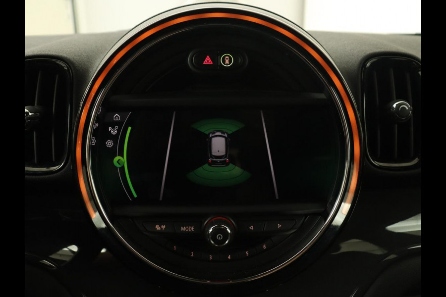 MINI Countryman 1.5 Cooper | Stoelverwarming | Trekhaak | Harman/Kardon | Carplay | Keyless | Navigatie | Climate control | Cruise control | Park Assist | Full LED