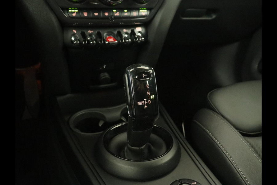 MINI Countryman 1.5 Cooper | Stoelverwarming | Trekhaak | Harman/Kardon | Carplay | Keyless | Navigatie | Climate control | Cruise control | Park Assist | Full LED