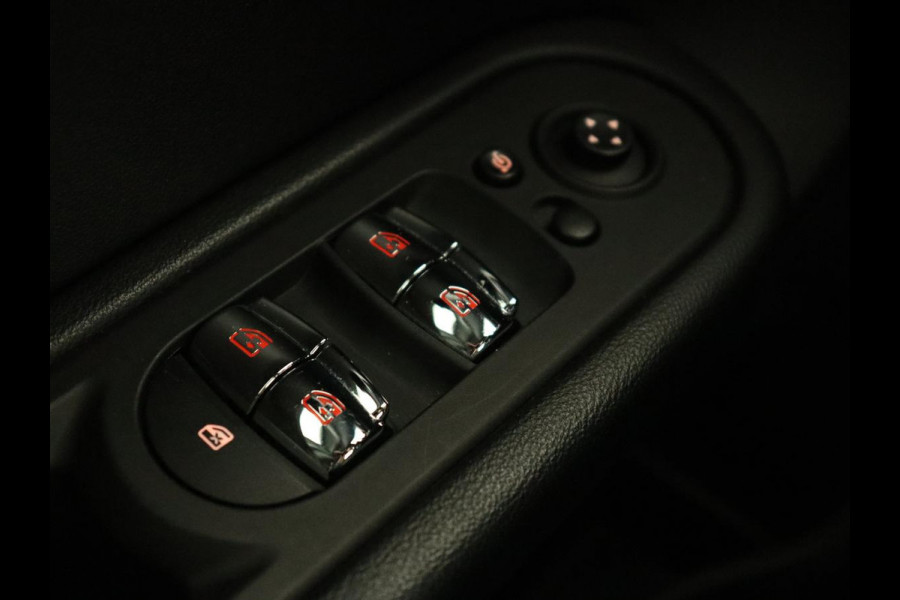 MINI Countryman 1.5 Cooper | Stoelverwarming | Trekhaak | Harman/Kardon | Carplay | Keyless | Navigatie | Climate control | Cruise control | Park Assist | Full LED