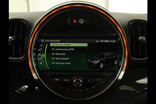 MINI Countryman 1.5 Cooper | Stoelverwarming | Trekhaak | Harman/Kardon | Carplay | Keyless | Navigatie | Climate control | Cruise control | Park Assist | Full LED