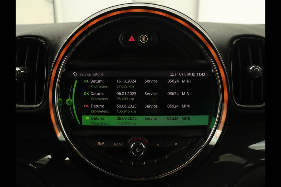 MINI Countryman 1.5 Cooper | Stoelverwarming | Trekhaak | Harman/Kardon | Carplay | Keyless | Navigatie | Climate control | Cruise control | Park Assist | Full LED