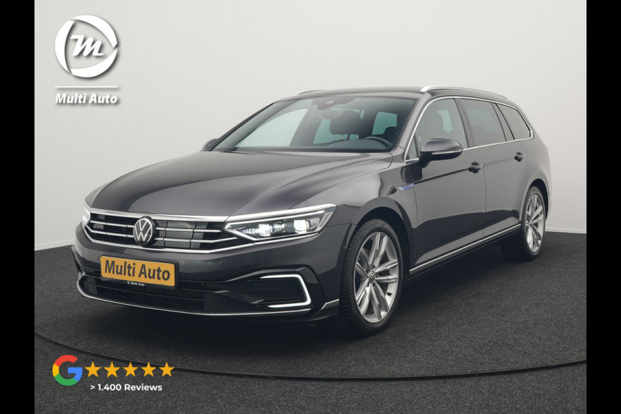 Volkswagen Passat Variant 1.4 TSI GTE Business Plug In Hybrid 218pk Dealer O.H PHEV | Trekhaak Af Fabriek | Adaptive Cruise | Alcantara Sportstoelen Massage & Verwarmd | IQ Light | Apple Carplay | Keyless | Blis | Navigatie | Virtual | DAB |