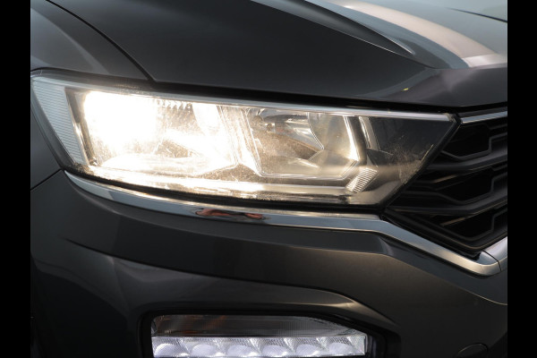 Volkswagen T-Roc 1.0 TSI Style 110 pk | Navigatie | Parkeersensoren | Autom. airco | Adaptieve cruise control | Apple Carplay/Android Auto |