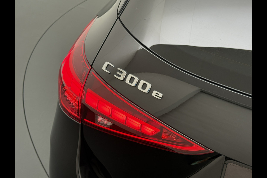 Mercedes-Benz C-Klasse Estate C 300 e AMG Line | Pano Burmester Trekhaak