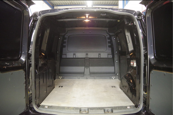 Volkswagen Caddy Cargo 2.0 TDI BLACK LINE 122PK AUT. LED, TREKHAAK, STANDKACHEL, CAMERA, CRUISE, AIRCO, PARKEERSENSOREN