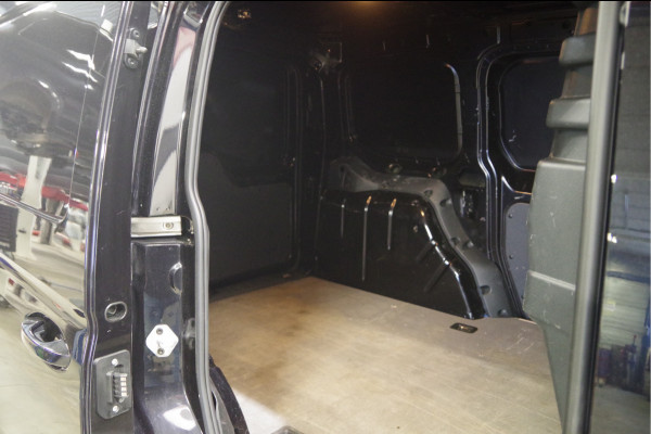 Volkswagen Caddy Cargo 2.0 TDI BLACK LINE 122PK AUT. LED, TREKHAAK, STANDKACHEL, CAMERA, CRUISE, AIRCO, PARKEERSENSOREN