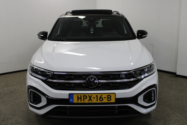 Volkswagen T-Roc 1.5 TSI R-Line Edition 3x R-Line|Pano|Camera|Side|Stoelverw.
