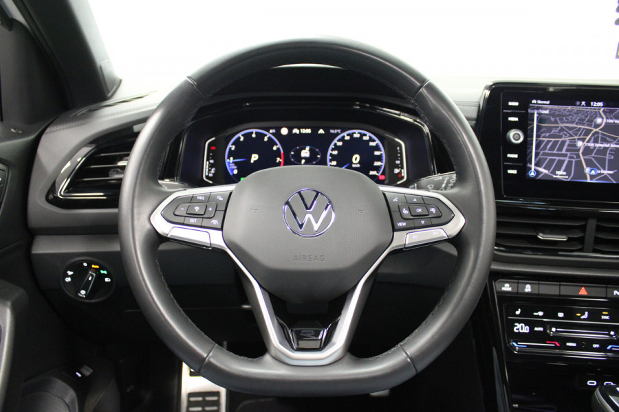 Volkswagen T-Roc 1.5 TSI R-Line Edition 3x R-Line|Pano|Camera|Side|Stoelverw.
