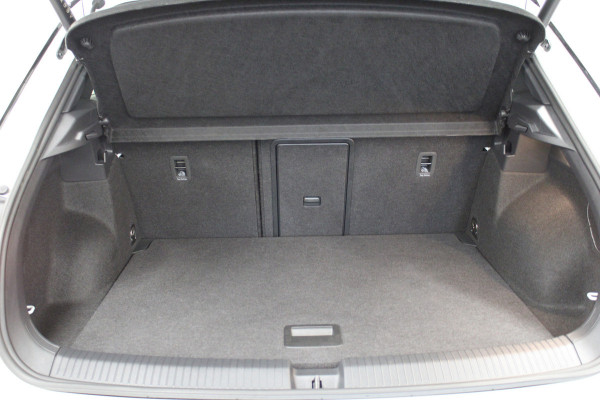 Volkswagen T-Roc 1.5 TSI R-Line Edition 3x R-Line|Pano|Camera|Side|Stoelverw.