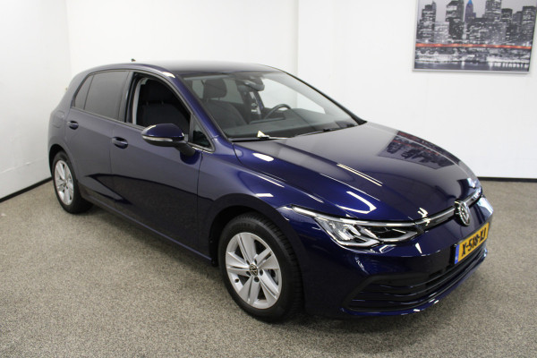 Volkswagen Golf 1.5 TSI Life Business