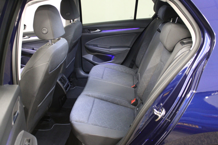 Volkswagen Golf 1.5 TSI Life Business