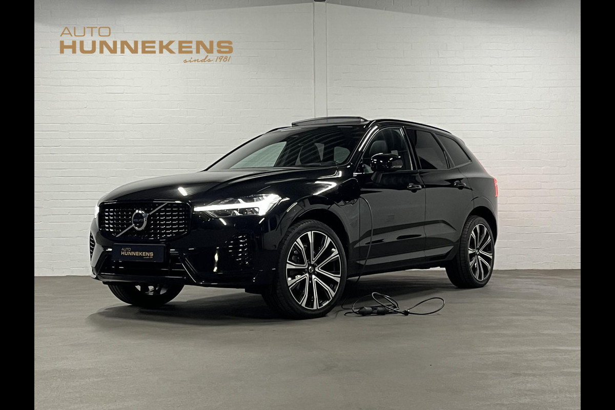 Volvo XC60 2.0 T6 Plug-in hybrid AWD R-Design Open dak | Trekhaak | Adapt. cruise | Head-up | 360 graden camera | Stoelventilatie