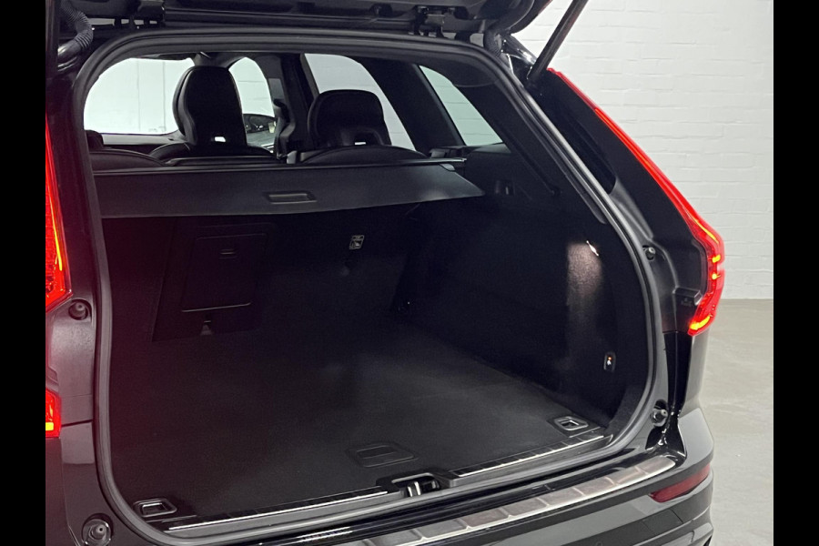 Volvo XC60 2.0 T6 Plug-in hybrid AWD R-Design Open dak | Trekhaak | Adapt. cruise | Head-up | 360 graden camera | Stoelventilatie