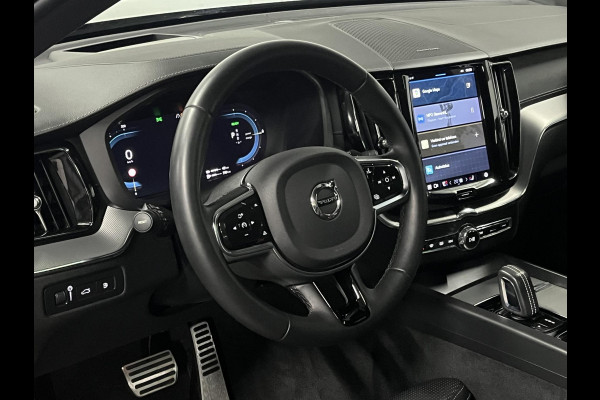 Volvo XC60 2.0 T6 Plug-in hybrid AWD R-Design Open dak | Trekhaak | Adapt. cruise | Head-up | 360 graden camera | Stoelventilatie