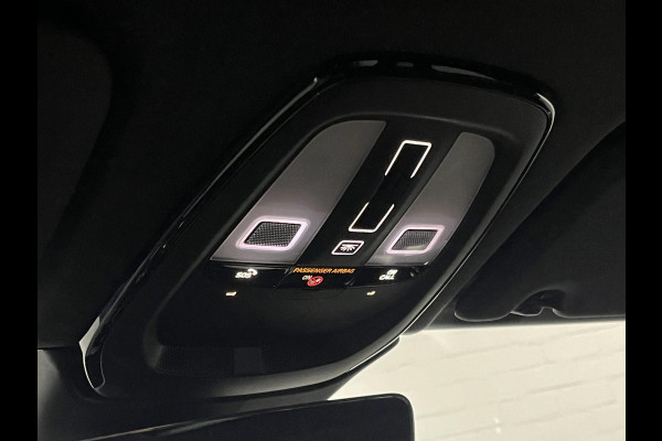 Volvo XC60 2.0 T6 Plug-in hybrid AWD R-Design Open dak | Trekhaak | Adapt. cruise | Head-up | 360 graden camera | Stoelventilatie