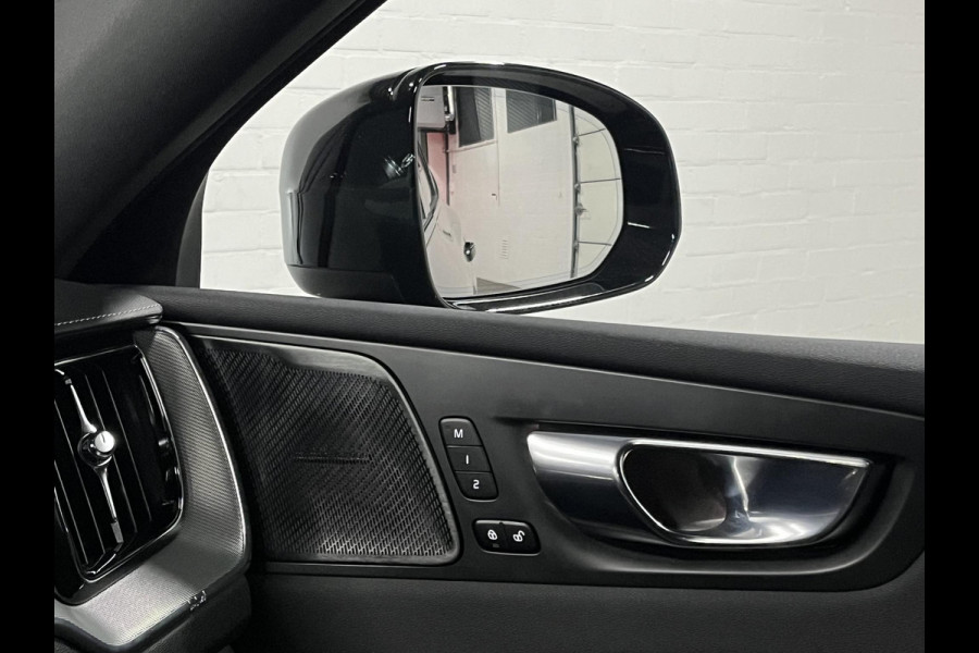Volvo XC60 2.0 T6 Plug-in hybrid AWD R-Design Open dak | Trekhaak | Adapt. cruise | Head-up | 360 graden camera | Stoelventilatie