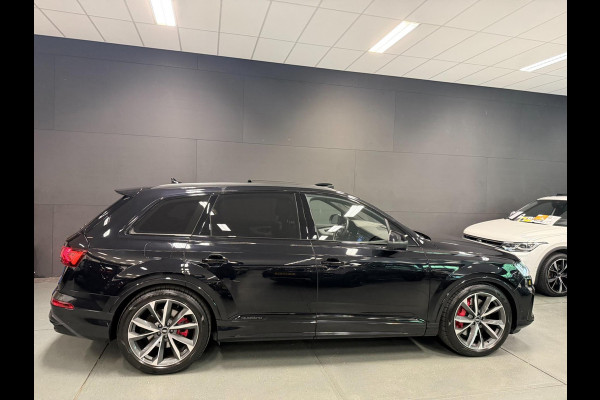 Audi Q7 60 TFSI e quattro 462PK 3X S-LINE BLACK-LINE PANO/DAB/M-STOELEN/SFEERVERL/B&O/CARPLAY/V-COCKPIT/// Audi Q7 60 TFSI e quattro 462PK 3X S-LINE BLACK-LINE PANO/DAB/M-STOELEN/SFEERVERL/B&O/CARPLAY/V-COCKPIT///