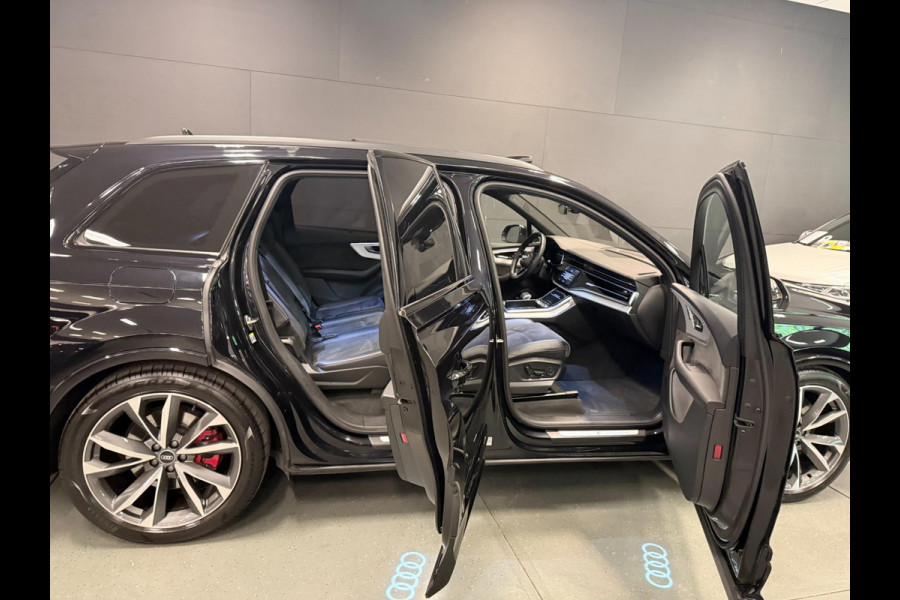 Audi Q7 60 TFSI e quattro 462PK 3X S-LINE BLACK-LINE PANO/DAB/M-STOELEN/SFEERVERL/B&O/CARPLAY/V-COCKPIT/// Audi Q7 60 TFSI e quattro 462PK 3X S-LINE BLACK-LINE PANO/DAB/M-STOELEN/SFEERVERL/B&O/CARPLAY/V-COCKPIT///
