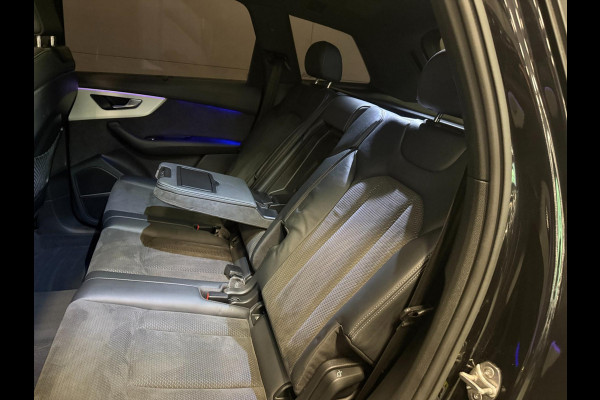 Audi Q7 60 TFSI e quattro 462PK 3X S-LINE BLACK-LINE PANO/DAB/M-STOELEN/SFEERVERL/B&O/CARPLAY/V-COCKPIT/// Audi Q7 60 TFSI e quattro 462PK 3X S-LINE BLACK-LINE PANO/DAB/M-STOELEN/SFEERVERL/B&O/CARPLAY/V-COCKPIT///