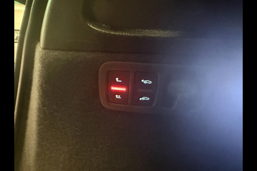 Audi Q7 60 TFSI e quattro 462PK 3X S-LINE BLACK-LINE PANO/DAB/M-STOELEN/SFEERVERL/B&O/CARPLAY/V-COCKPIT/// Audi Q7 60 TFSI e quattro 462PK 3X S-LINE BLACK-LINE PANO/DAB/M-STOELEN/SFEERVERL/B&O/CARPLAY/V-COCKPIT///