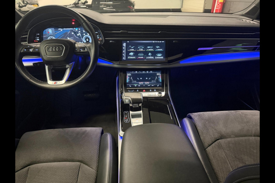 Audi Q7 60 TFSI e quattro 462PK 3X S-LINE BLACK-LINE PANO/DAB/M-STOELEN/SFEERVERL/B&O/CARPLAY/V-COCKPIT/// Audi Q7 60 TFSI e quattro 462PK 3X S-LINE BLACK-LINE PANO/DAB/M-STOELEN/SFEERVERL/B&O/CARPLAY/V-COCKPIT///