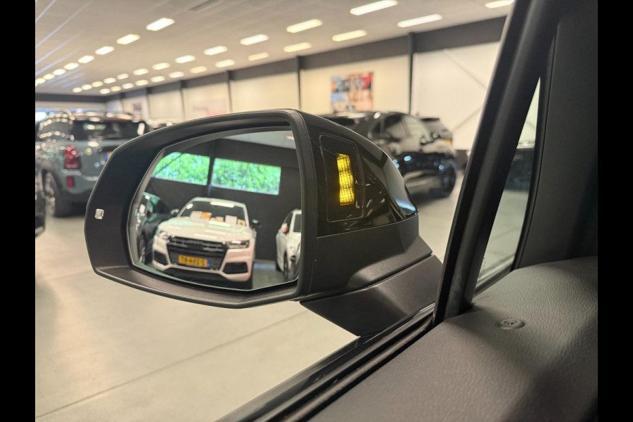 Audi Q7 60 TFSI e quattro 462PK 3X S-LINE BLACK-LINE PANO/DAB/M-STOELEN/SFEERVERL/B&O/CARPLAY/V-COCKPIT/// Audi Q7 60 TFSI e quattro 462PK 3X S-LINE BLACK-LINE PANO/DAB/M-STOELEN/SFEERVERL/B&O/CARPLAY/V-COCKPIT///