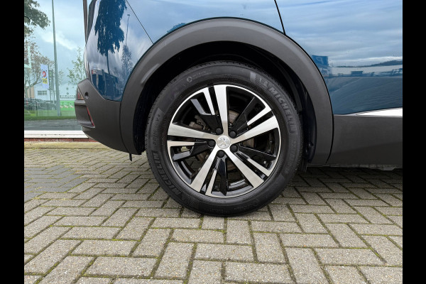 Peugeot 3008 1.6 HYbrid 225 GT - Automaat - Pano/schuifdak - Navi - Camera