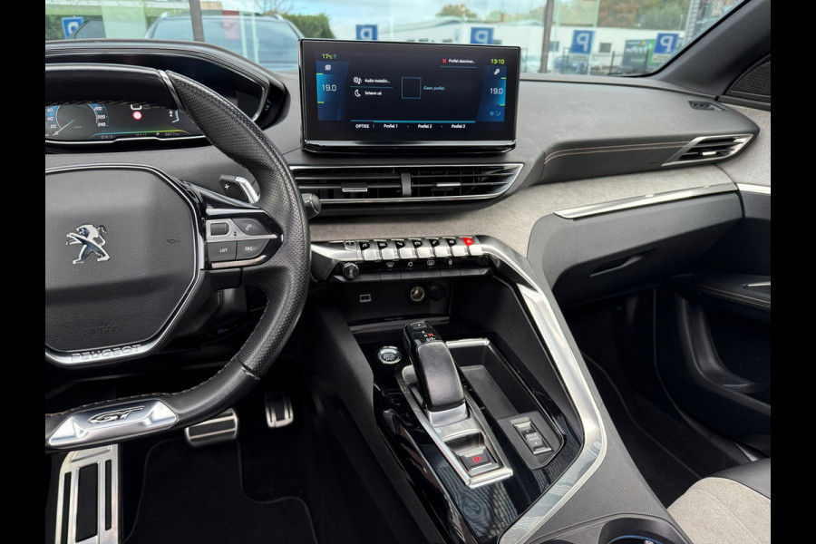 Peugeot 3008 1.6 HYbrid 225 GT - Automaat - Pano/schuifdak - Navi - Camera