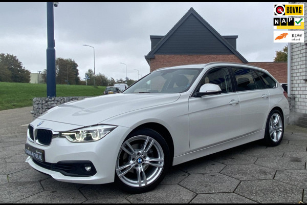 BMW 3 Serie Touring 320i High Executive/ Leer/ Clima/ Verw. stoelen/ Trekhaak