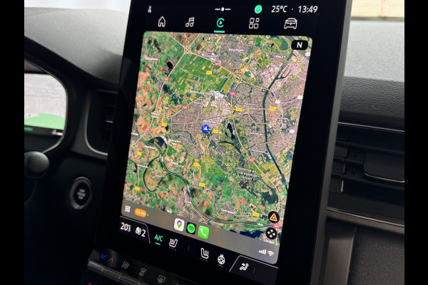 Renault Captur 1.3 MILD HYBRID 160 TECHNO CAMERA 18''LMV STOEL/STUUR .VERW PURE VISION LED 10'' R-LINK NAVI 2025 EDC-automaat (Efficiënt Dual Clutch) 7 Versnellingen 1200KG Trekgewicht